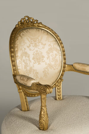 ELIZABETH I ARMCHAIR (8)